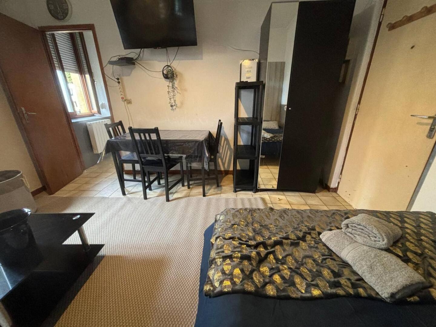 Le Lorrain Wifi Un Sejour A Part Appartement Metz Buitenkant foto